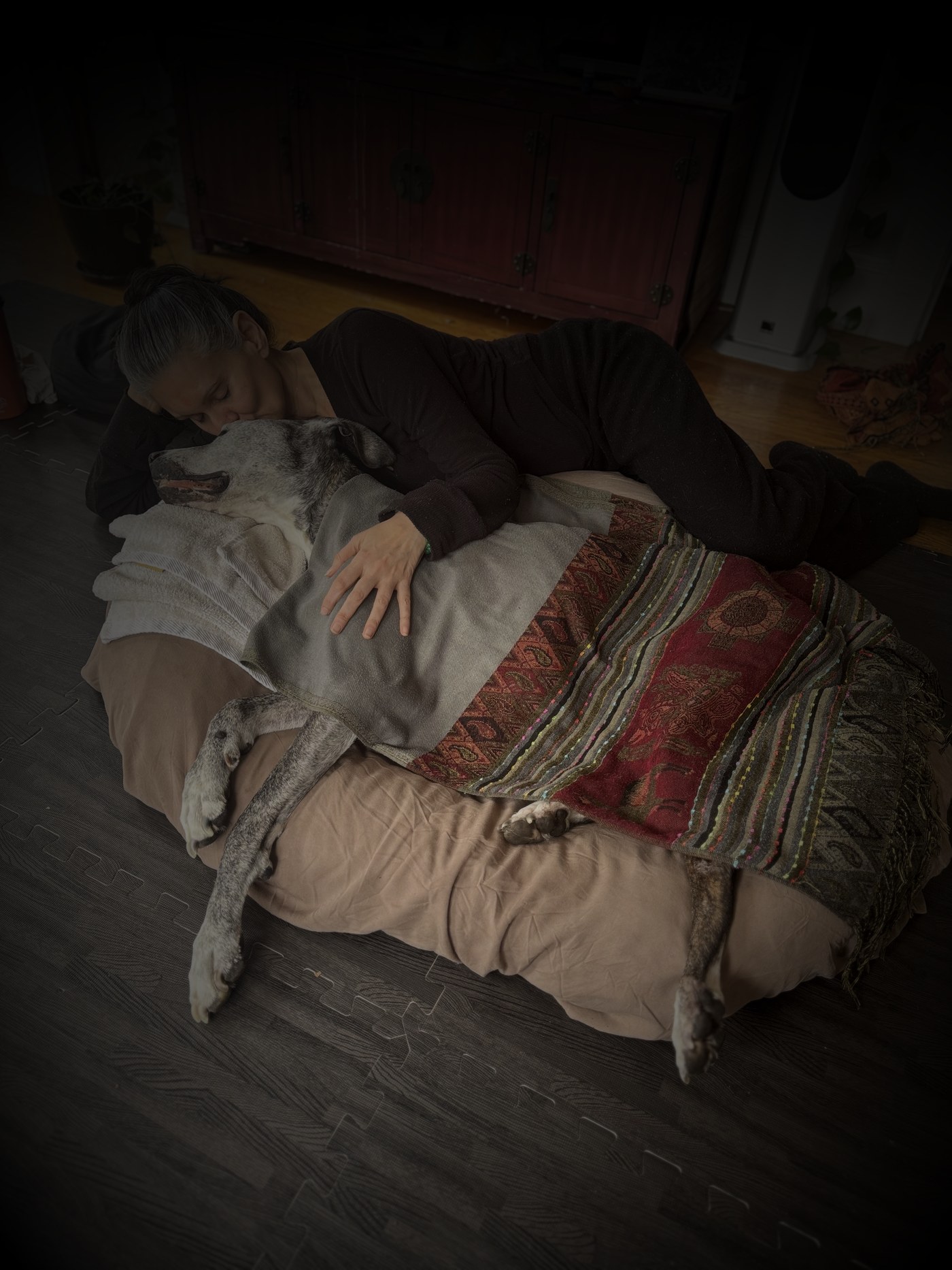 Rasa lying with Zen, face to face, in the vigil